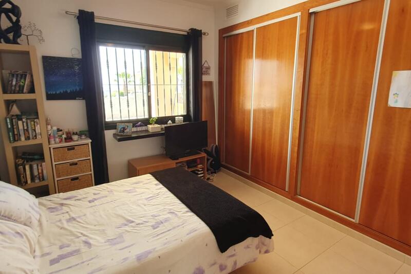 4 Cuarto Villa en venta