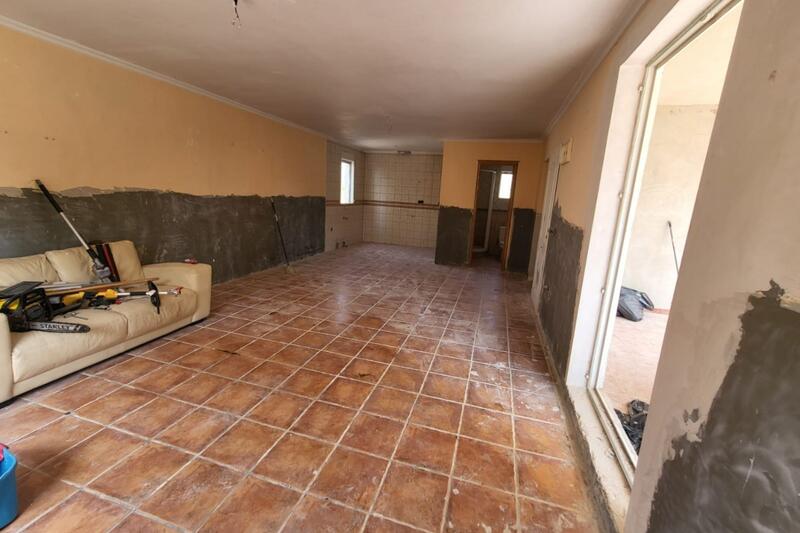 2 bedroom Country House for sale