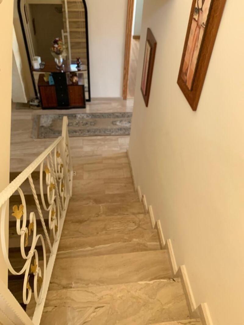 6 Cuarto Villa en venta