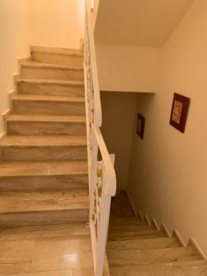 6 Cuarto Villa en venta