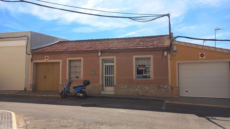 Rekkehus til salgs i Los Montesinos, Alicante