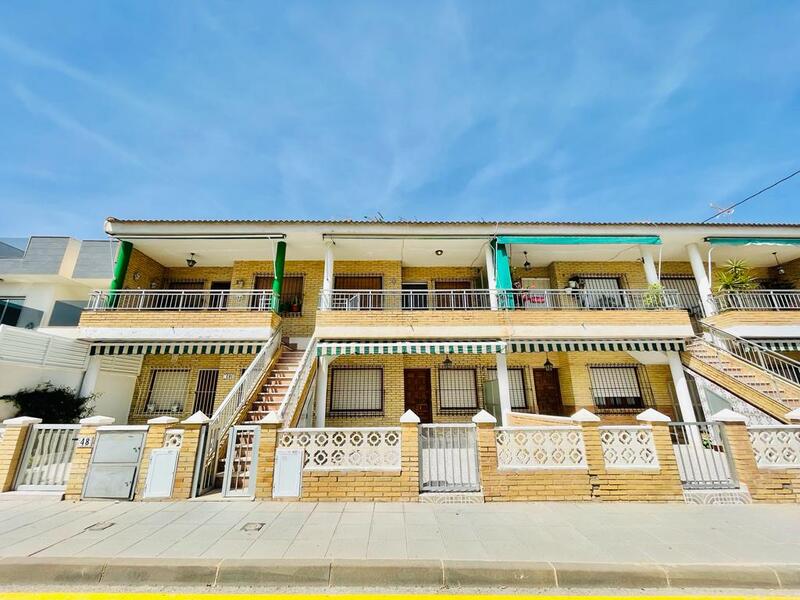 Villa Te koop in Torre de la Horadada, Alicante