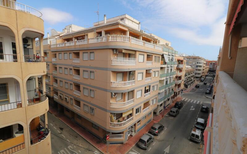 Apartamento en venta en Torrevieja, Alicante