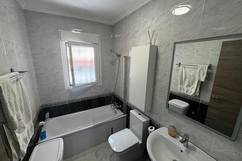 4 slaapkamer Villa Te koop