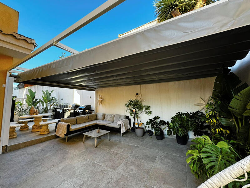 5 bedroom Villa for sale