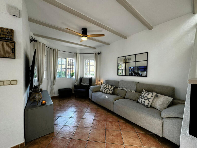 5 bedroom Villa for sale