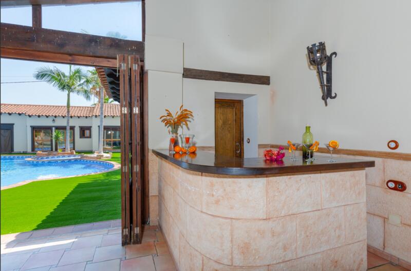 7 bedroom Villa for sale