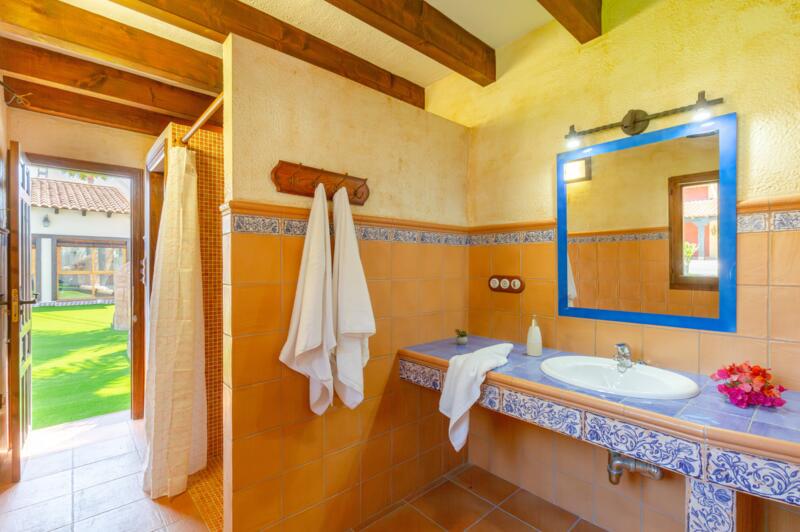 7 bedroom Villa for sale