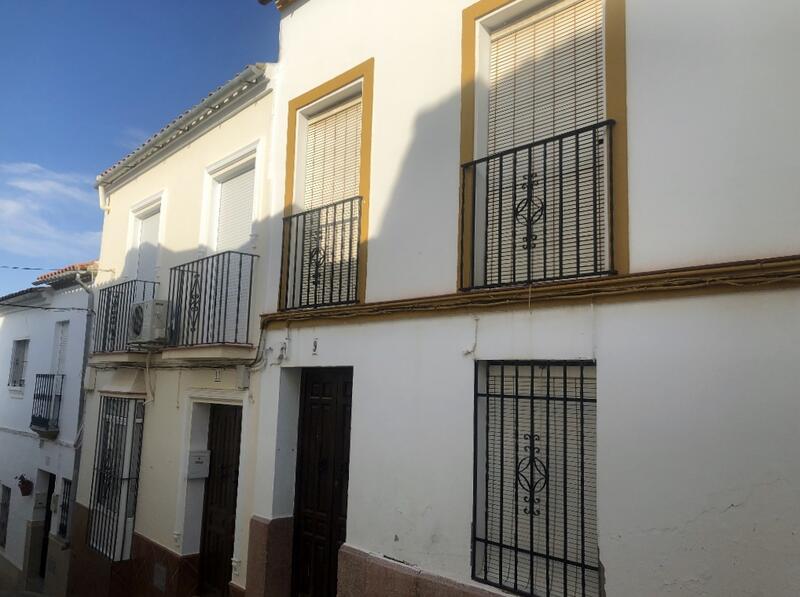 Townhouse for sale in Olvera, Cádiz