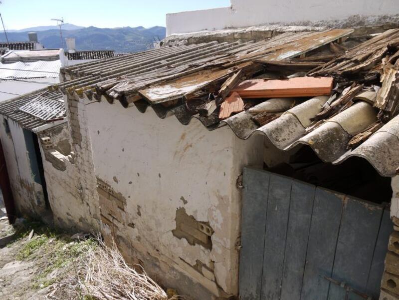 2 slaapkamer Gezinswoning Te koop