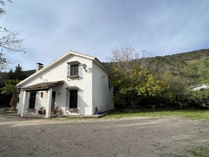 4 Schlafzimmer Landhaus zu verkaufen