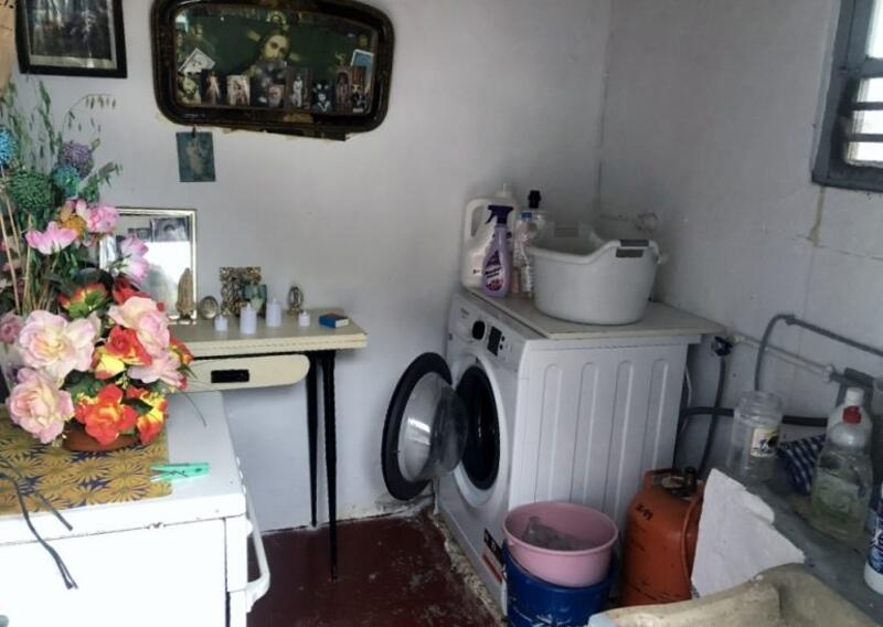 5 slaapkamer Gezinswoning Te koop