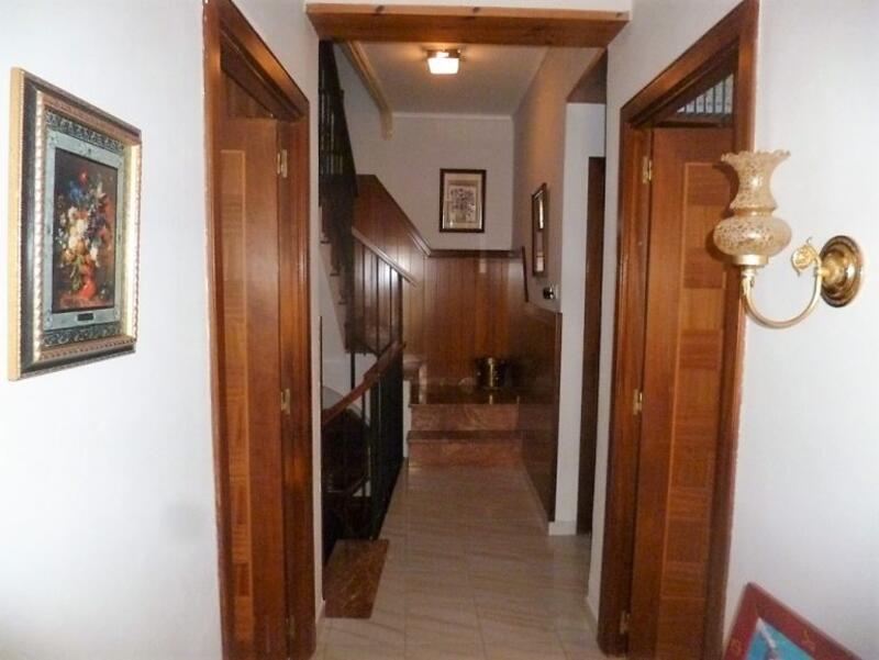 4 Cuarto Villa en venta