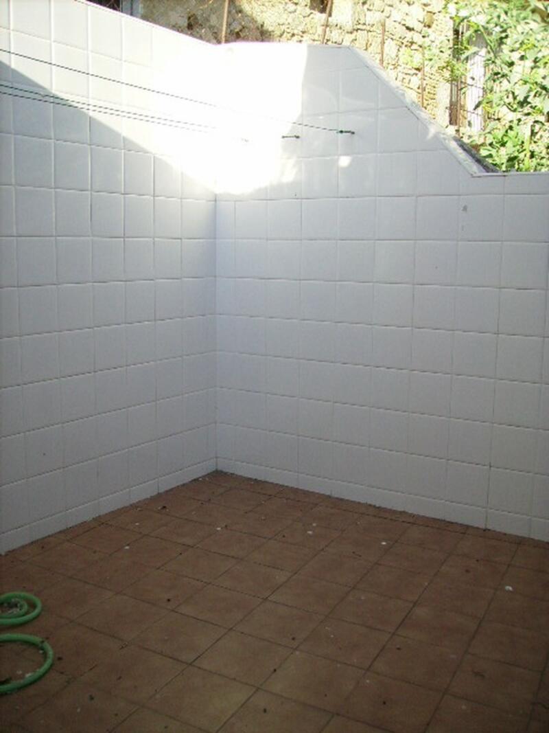 2 slaapkamer Gezinswoning Te koop