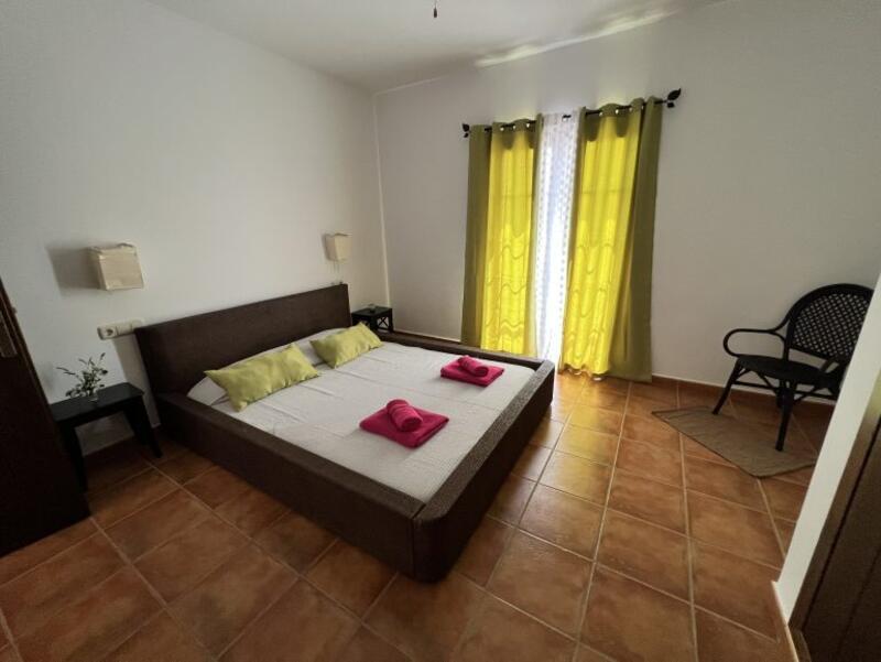 6 Cuarto Casa de Campo en venta