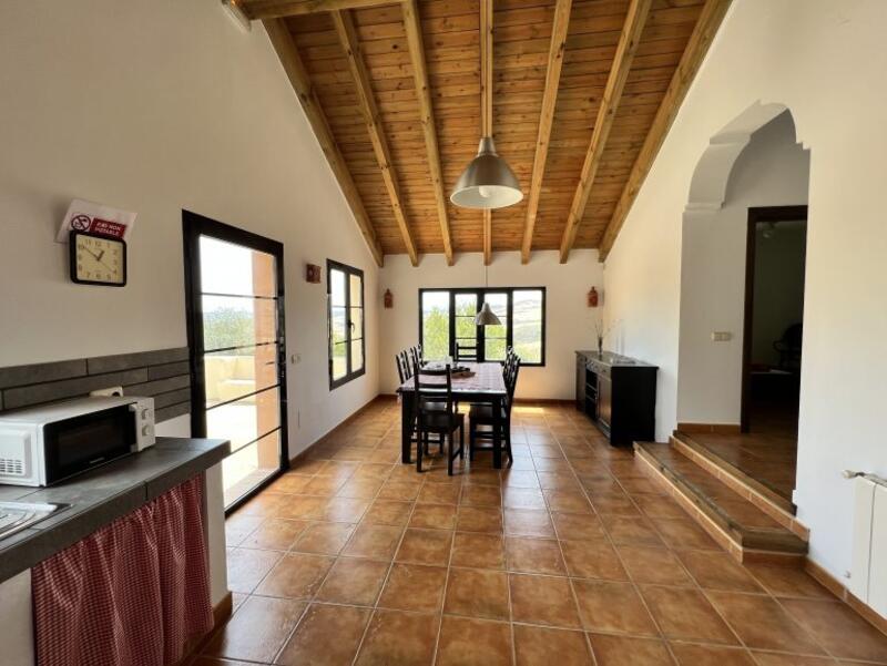 6 Cuarto Casa de Campo en venta