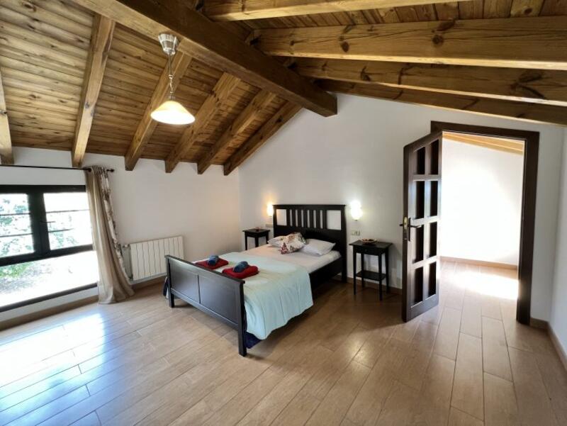 6 Cuarto Casa de Campo en venta
