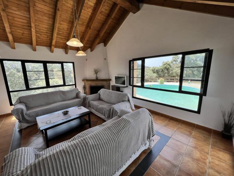 6 Cuarto Casa de Campo en venta
