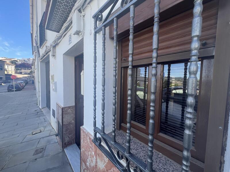3 sovrum Radhus till salu