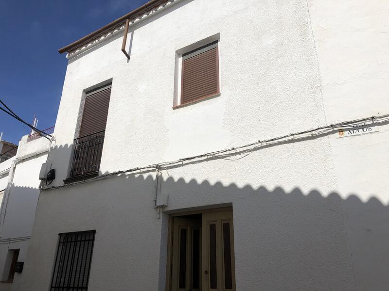 7 Cuarto Casa Cueva en venta