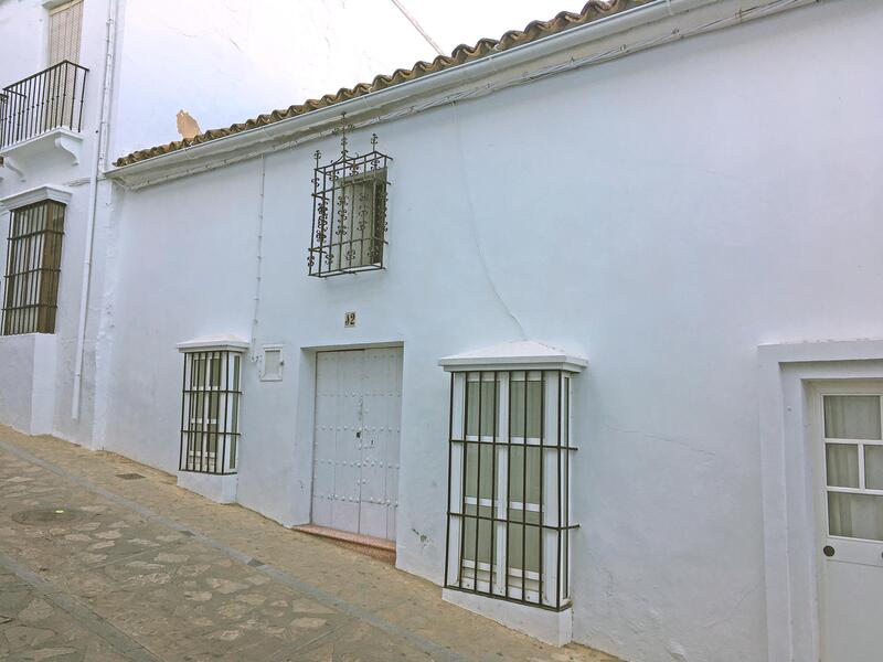 Rekkehus til salgs i Zahara de la Sierra, Cádiz