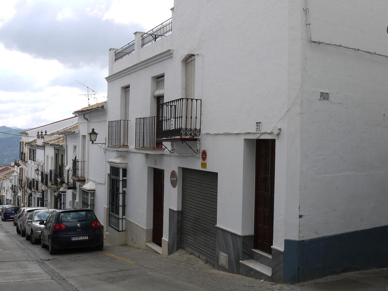 городская тюрьма продается в Olvera, Cádiz