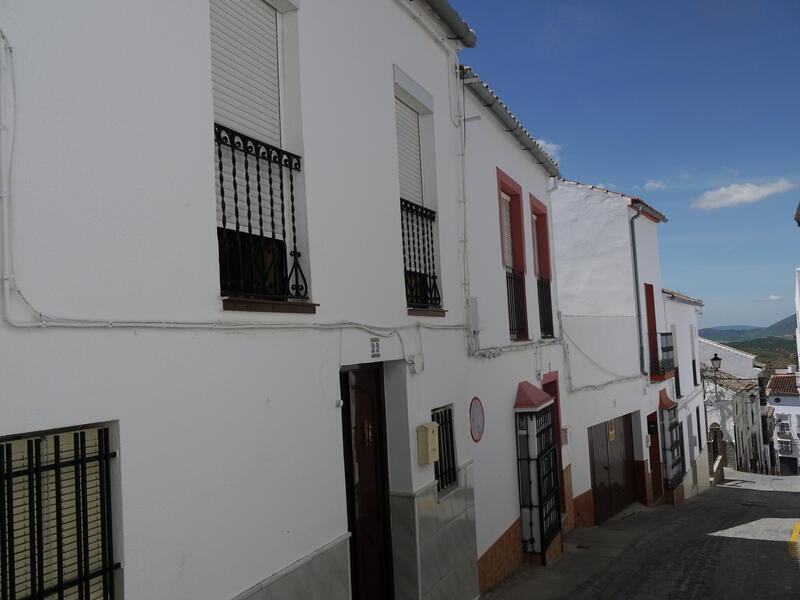 Byhus til salg i Olvera, Cádiz