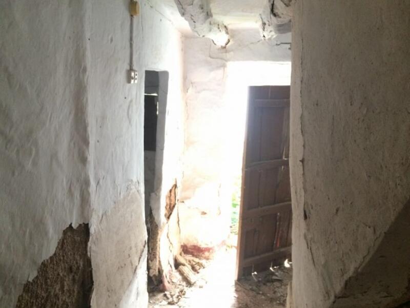 2 slaapkamer Gezinswoning Te koop