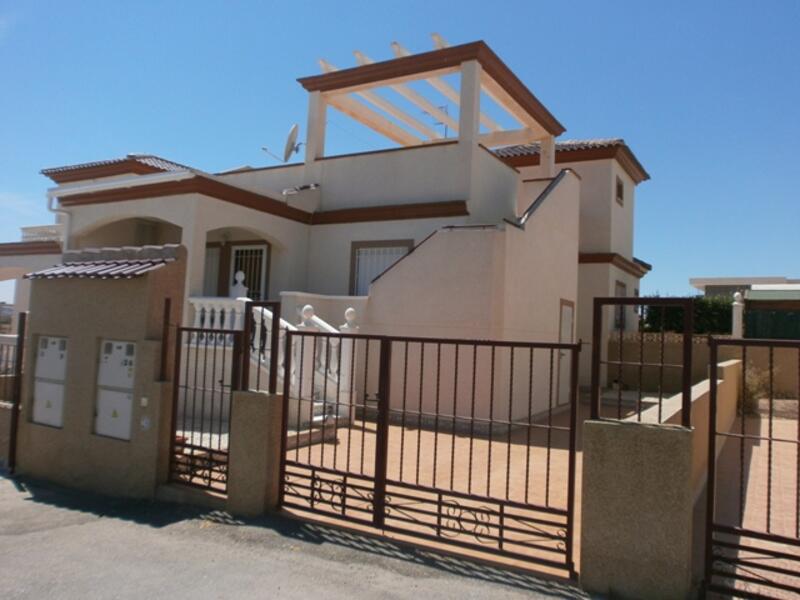 Dúplex en venta en La Marina, Alicante