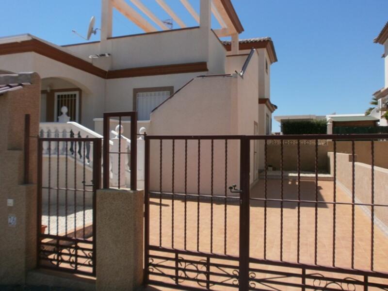 2 bedroom Duplex for sale