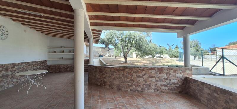 7 bedroom Villa for sale