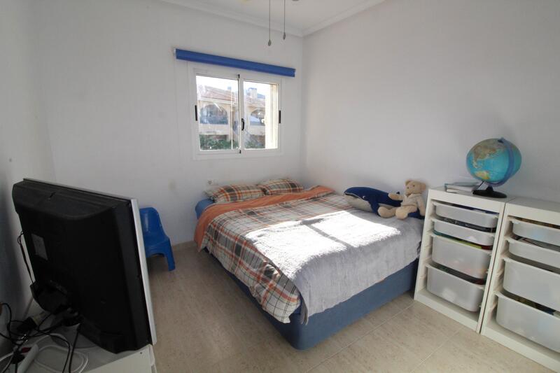 2 slaapkamer Appartement Te koop