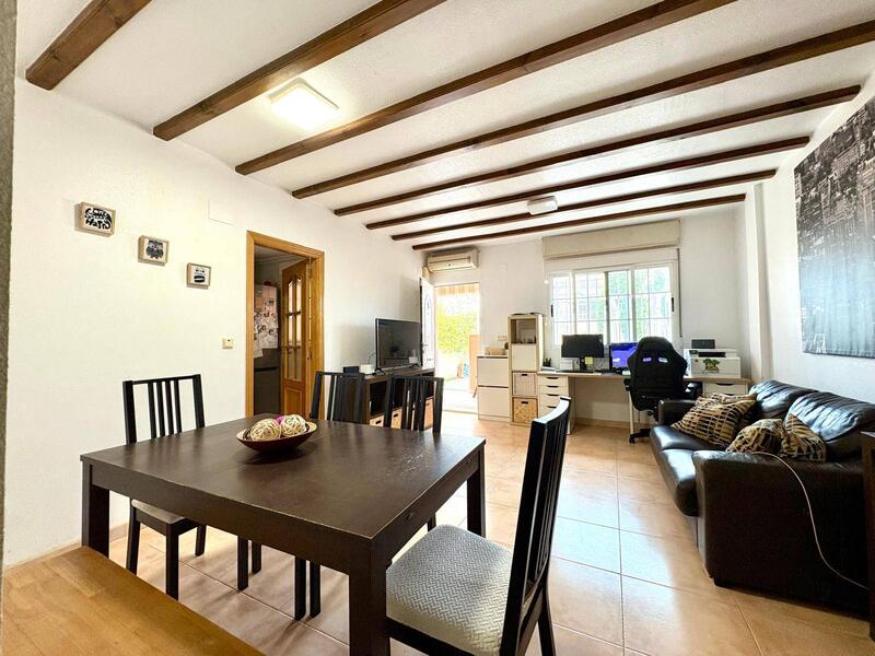 2 Cuarto Adosado en venta