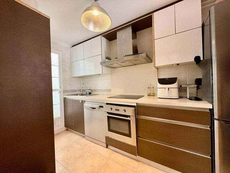 2 Cuarto Adosado en venta