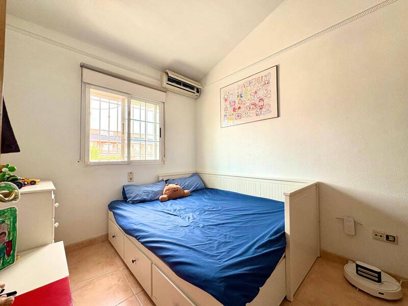 2 Cuarto Adosado en venta