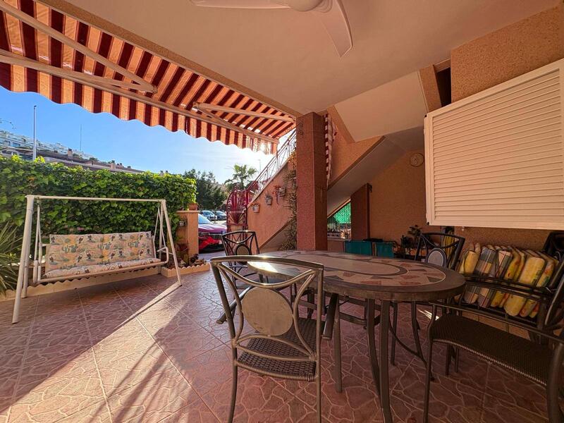 2 slaapkamer Appartement Te koop