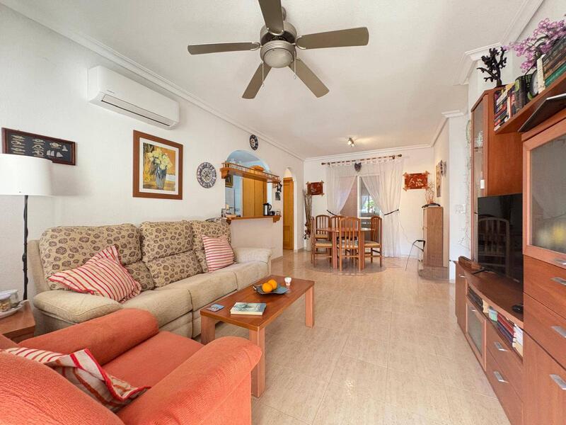 2 slaapkamer Appartement Te koop