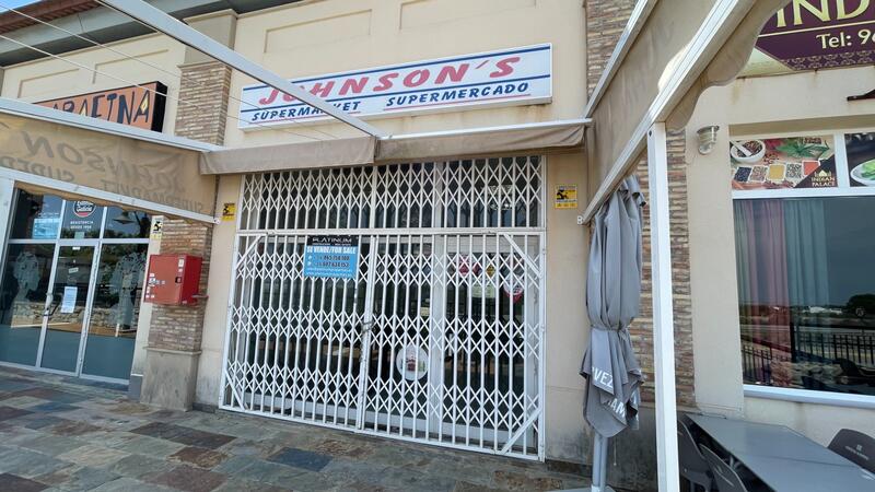Commercial Property for sale in Algorfa, Alicante