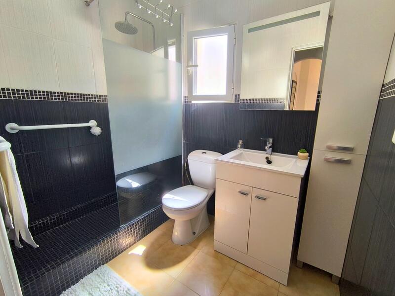 2 Cuarto Villa en venta