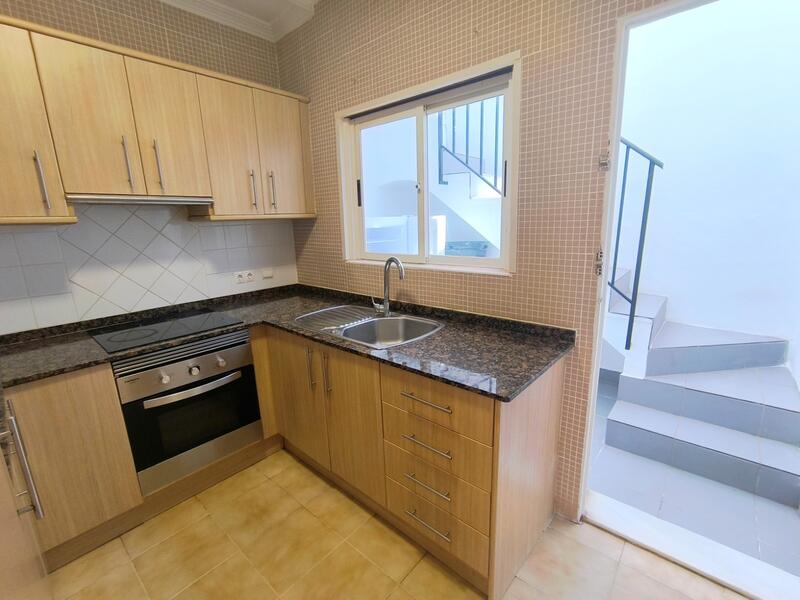 2 Cuarto Villa en venta