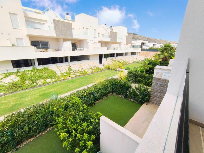 2 bedroom Apartment for sale