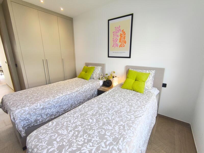 2 bedroom Apartment for sale
