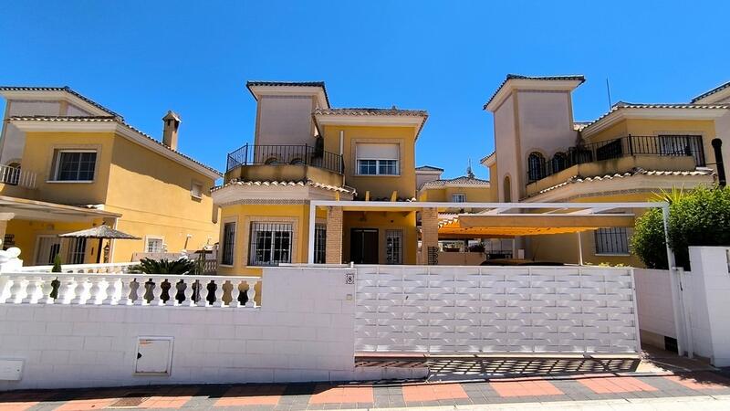 2 slaapkamer Villa Te koop