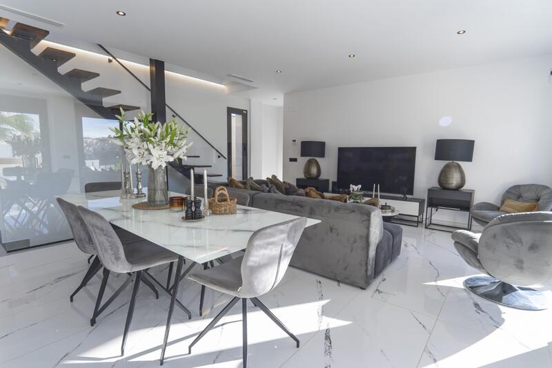 4 slaapkamer Villa Te koop