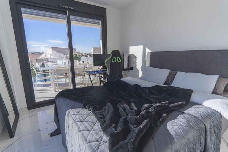 4 slaapkamer Villa Te koop