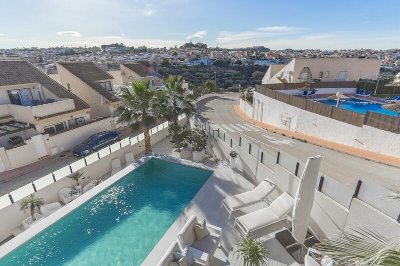 4 slaapkamer Villa Te koop