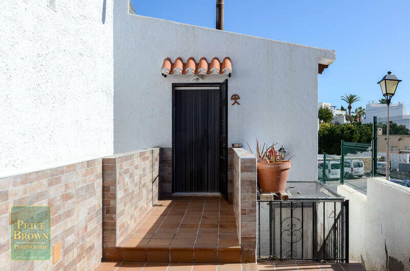 4 Cuarto Villa en venta