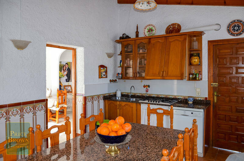 4 Cuarto Villa en venta