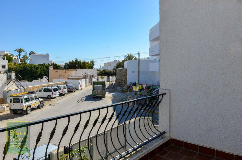 4 Cuarto Villa en venta