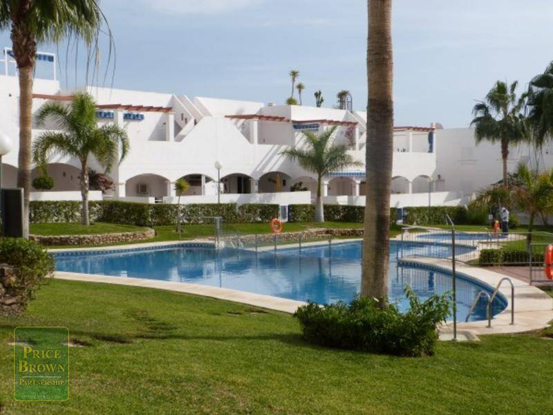 Apartamento para alquiler a largo plazo en Mojácar, Almería